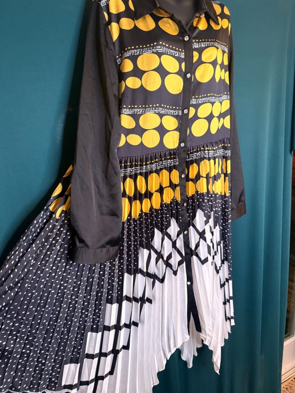 Brand New Black and Yellow Graphic Pleated Shirt Dress